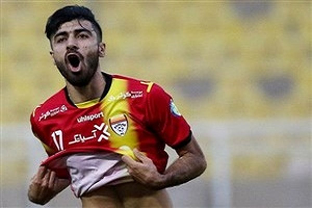 مهاجم سابق سرخ‌ها به نفت می‌رود