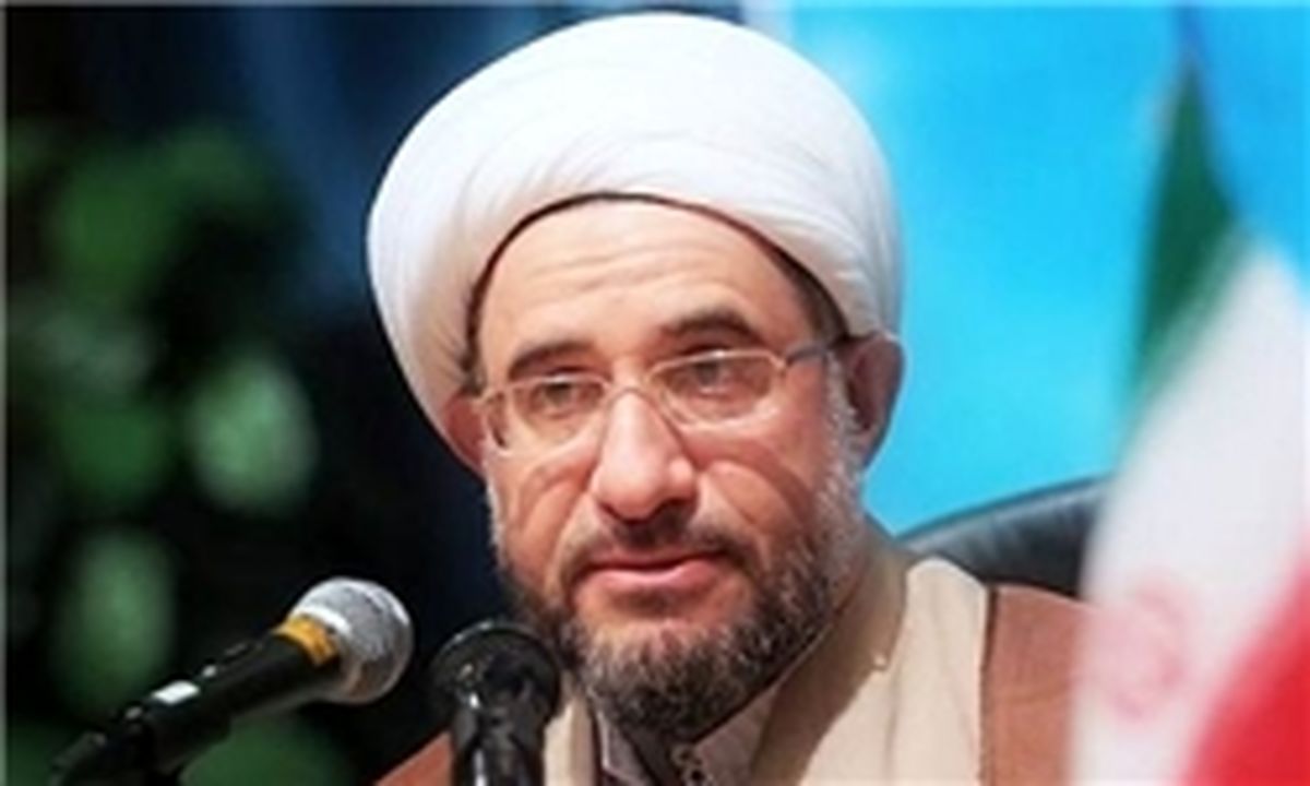 «زن» بنیاد خانواده در بینش اسلامی است