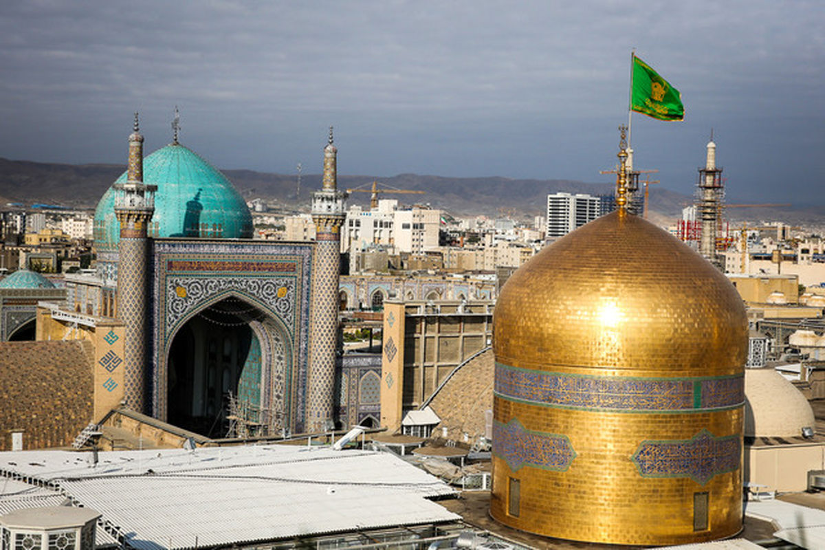 تشرف 200 زائر هندی به بارگاه امام رئوف(ع)