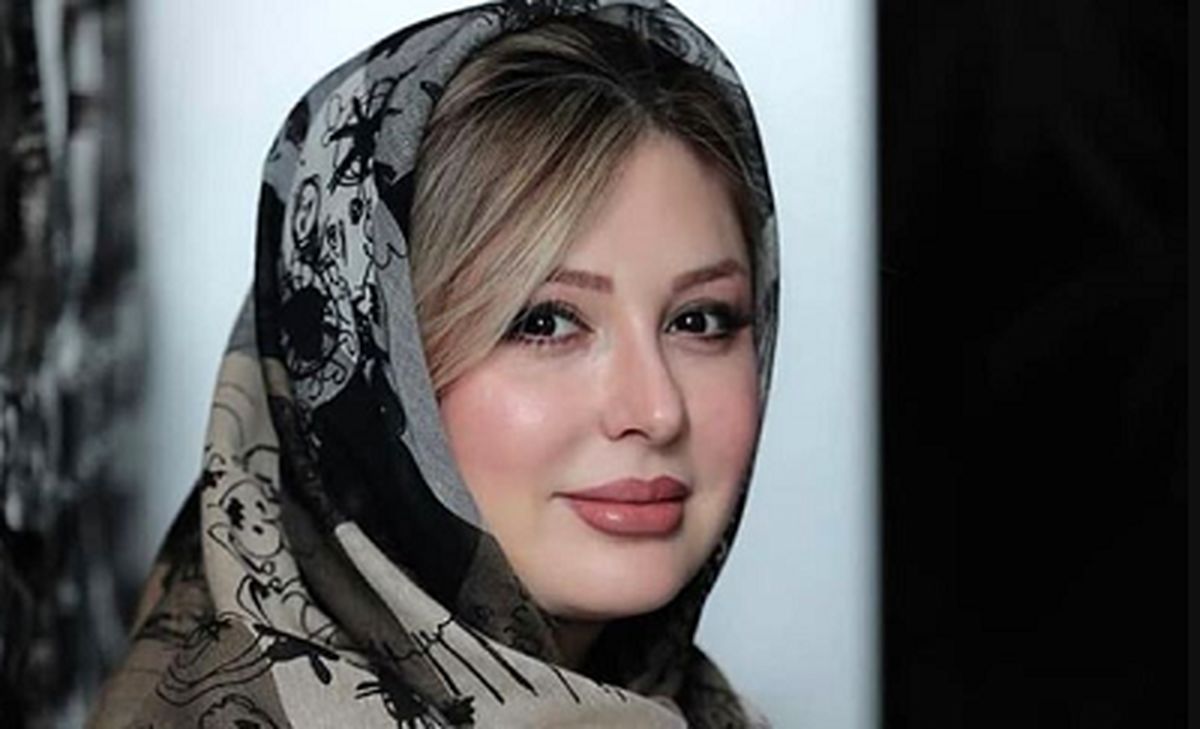 روز باحال نیوشا ضیغمی با یک گروه بامزه