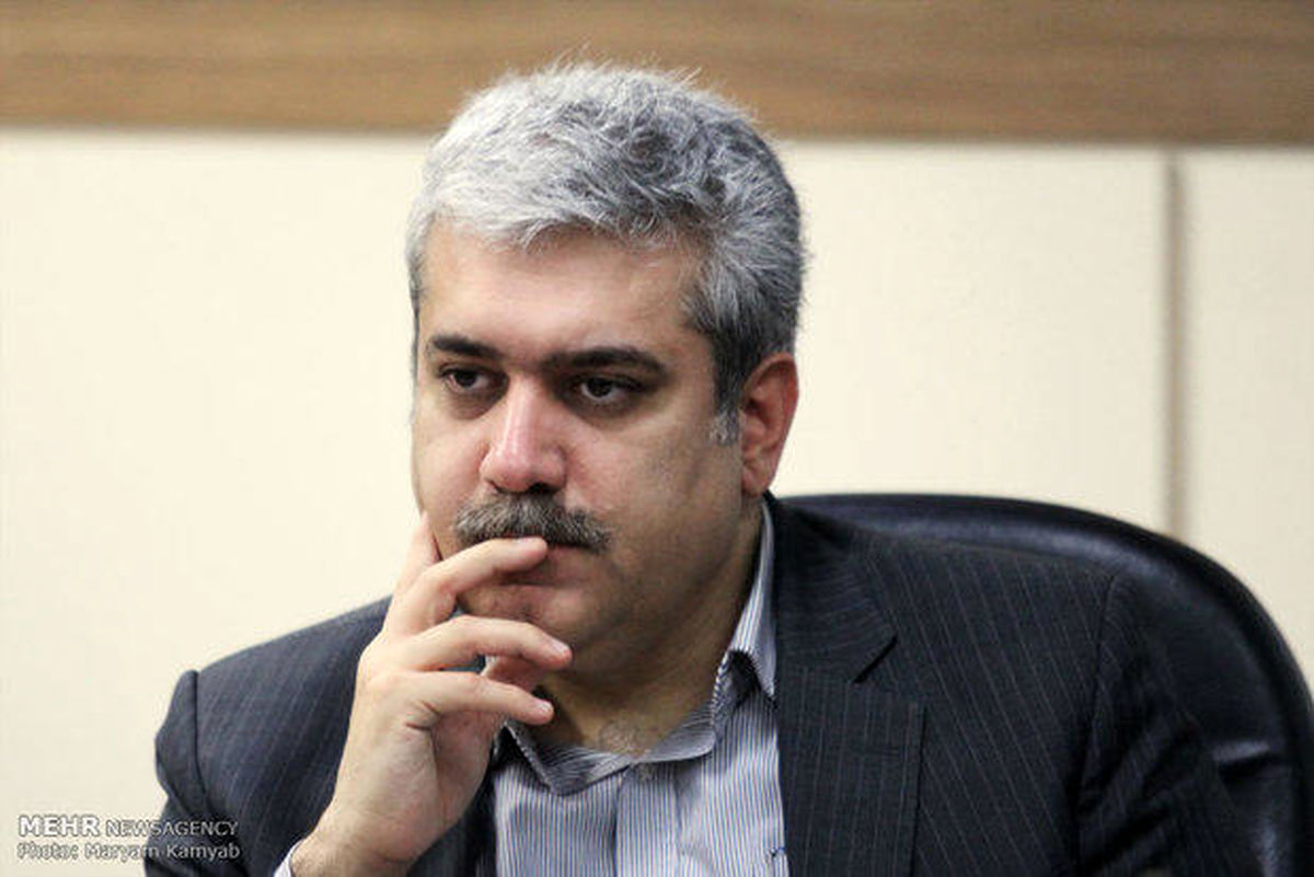 ستاری به «دست خط» می رود