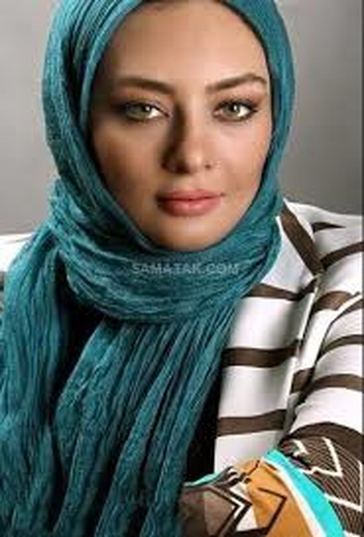 همسر و فرزند یکتا ناصر در یک قاب