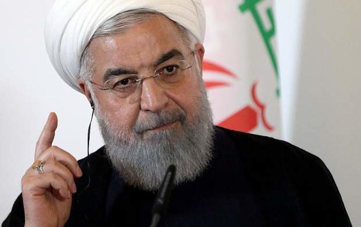 پوست خربزه تیم ترامپ زیر پای روحانی