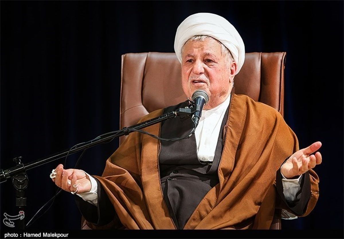 «القای دور کردن مردم از فضای سیاسی» طرحی خطرناک است