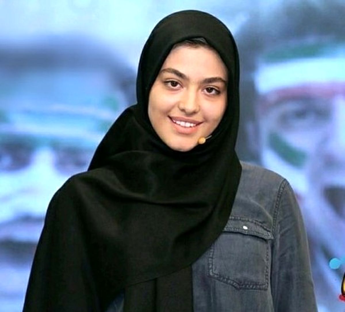 کودکی ریحانه پارسا
