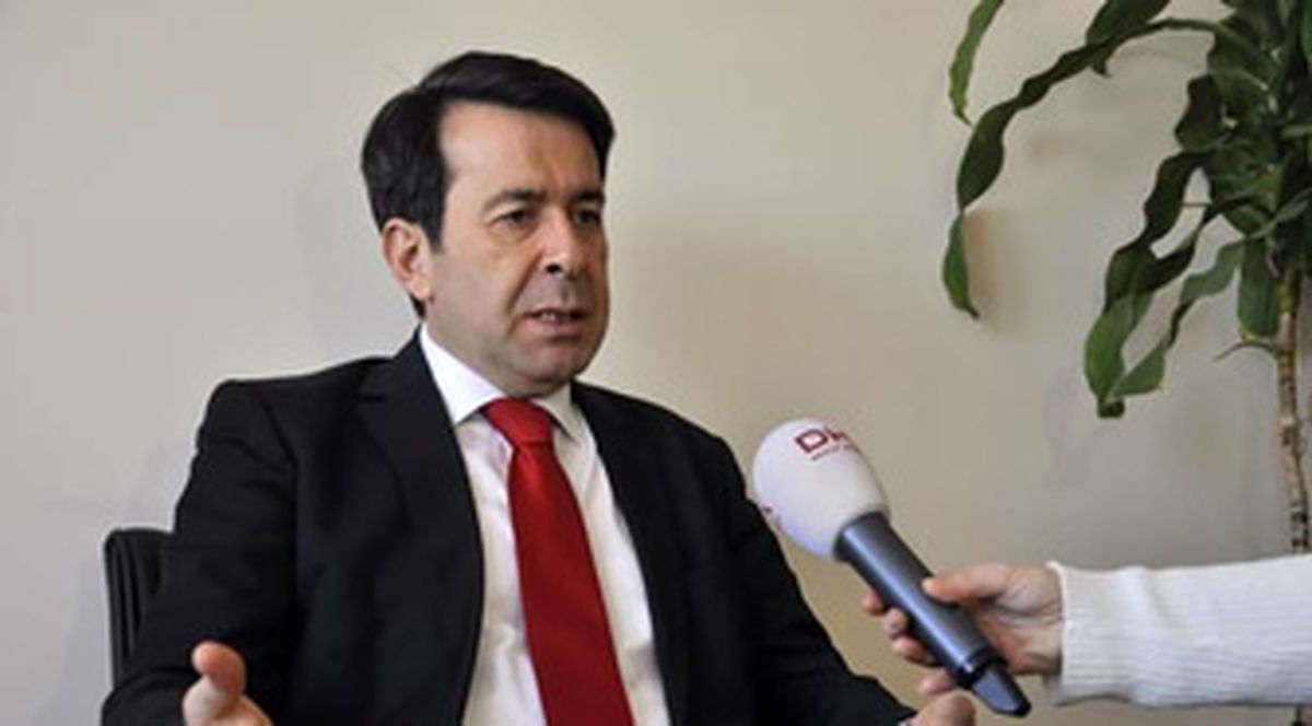 سیاست خارجی آنکارا غیر منطقی است