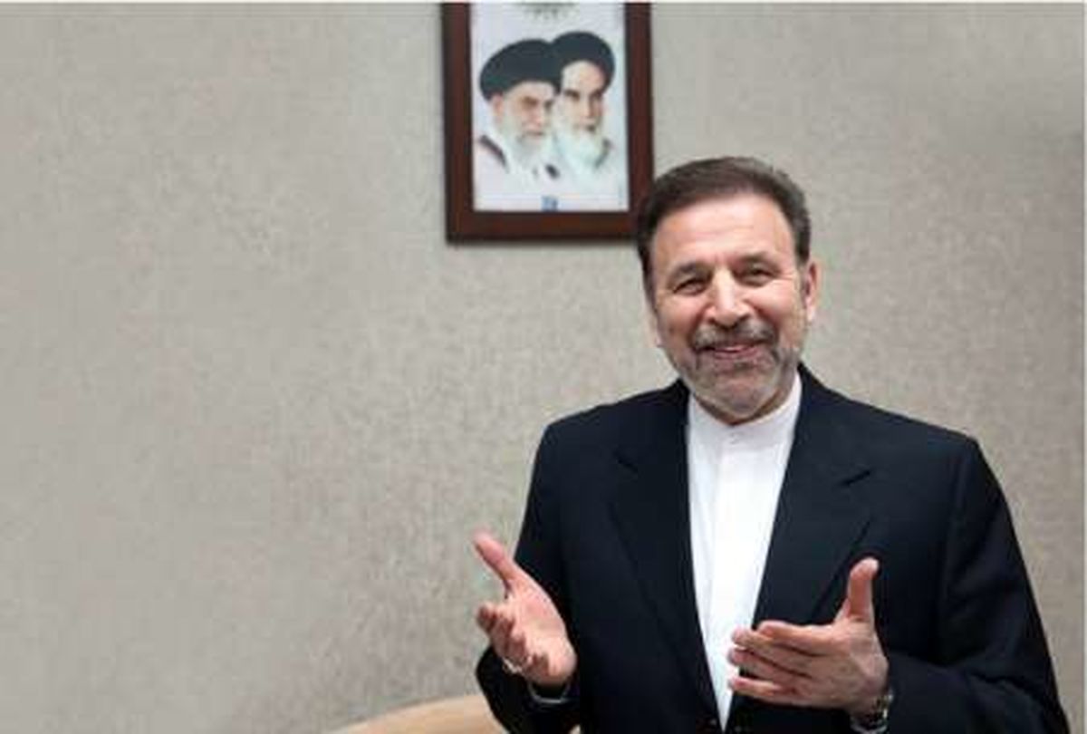 واعظی:اولویت دولت بهبود وضعیت معیشت کارگران است