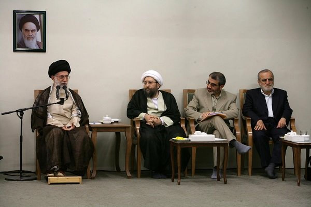 ناگفته‌هایی از جلسه نمایندگان نامزدهای انتخابات ۸۸ با رهبر انقلاب