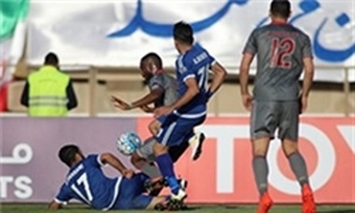 بازیکنانی که حاضر برای سفر به تهران نشدند!