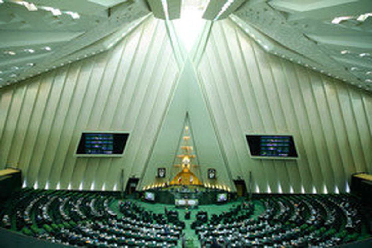 تذکرات کتبی نمایندگان به مسئولان اجرایی

