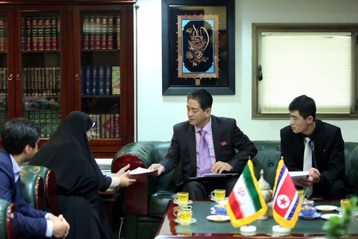 دیدار سفیر کره‌شمالی با رئیس سازمان اسناد و کتابخانه ملی ایران