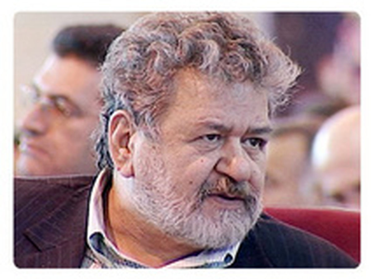 آنچه عابدینی در ۹۰ نگفت