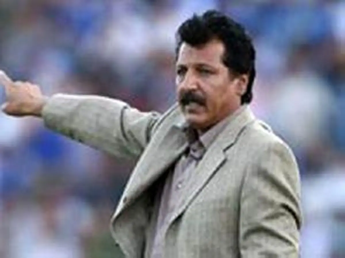 پورمهدی: ایران برخلاف منحنی جهانی بازی میکند!