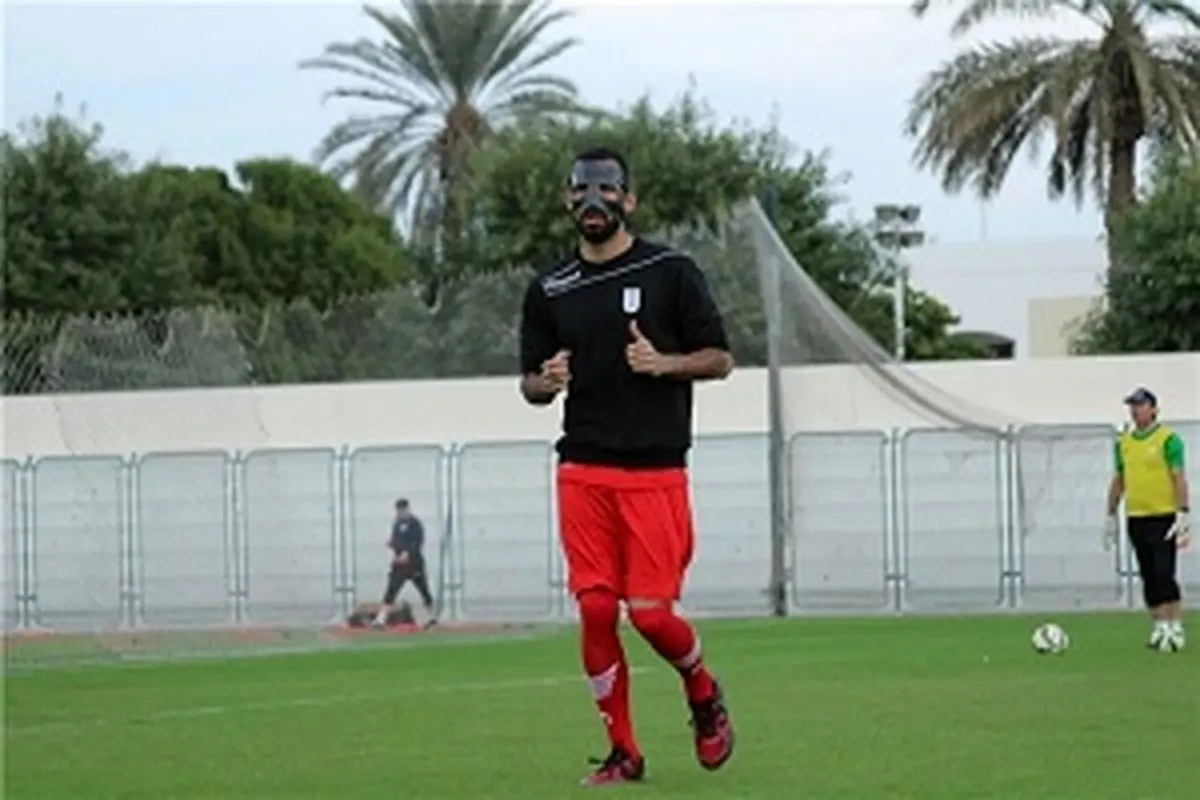 روزبه چشمی با گارد محافظ و اختصاصی تمرین کرد 