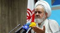 دشمنان با کمک برخی عناصر داخلی در پی تخلیه روحیه انقلابی هستند