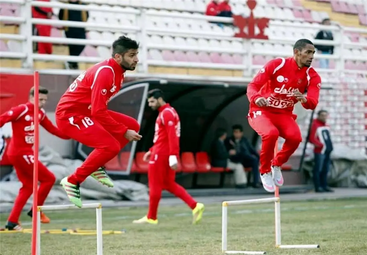 از اعتصاب بازیکنان پرسپولیس تا برخورد نامناسب مهاجم تیم