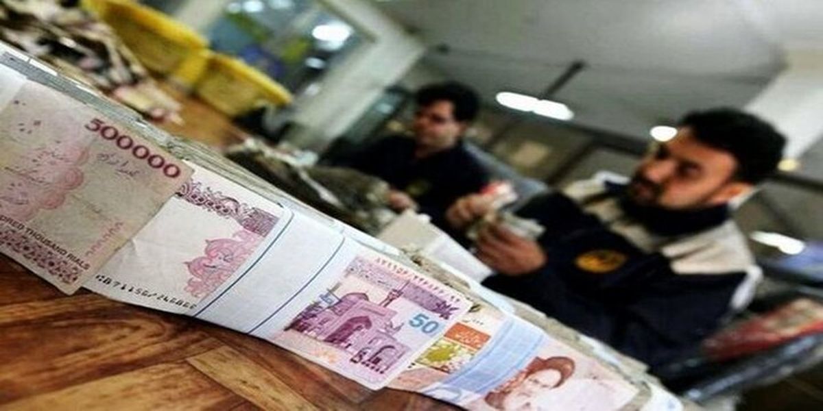این گروه از کارمندان شنبه‌ ها تعطیل نیستند !