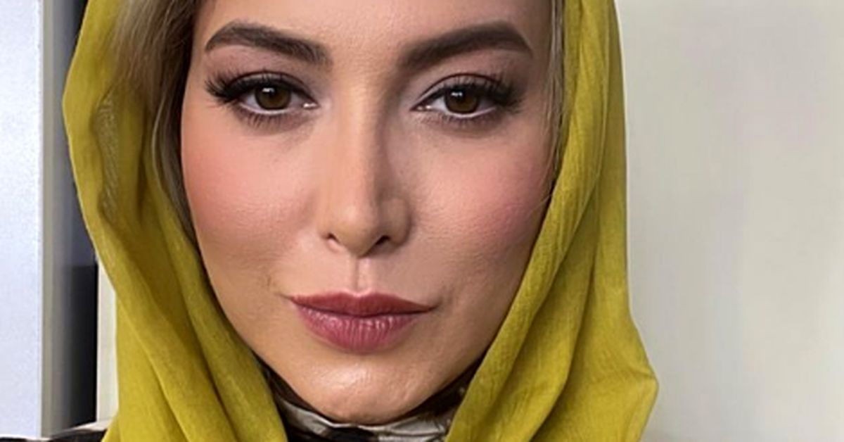 سلفی زیبای فریبا نادری با چهره میکاپ شده + عکس