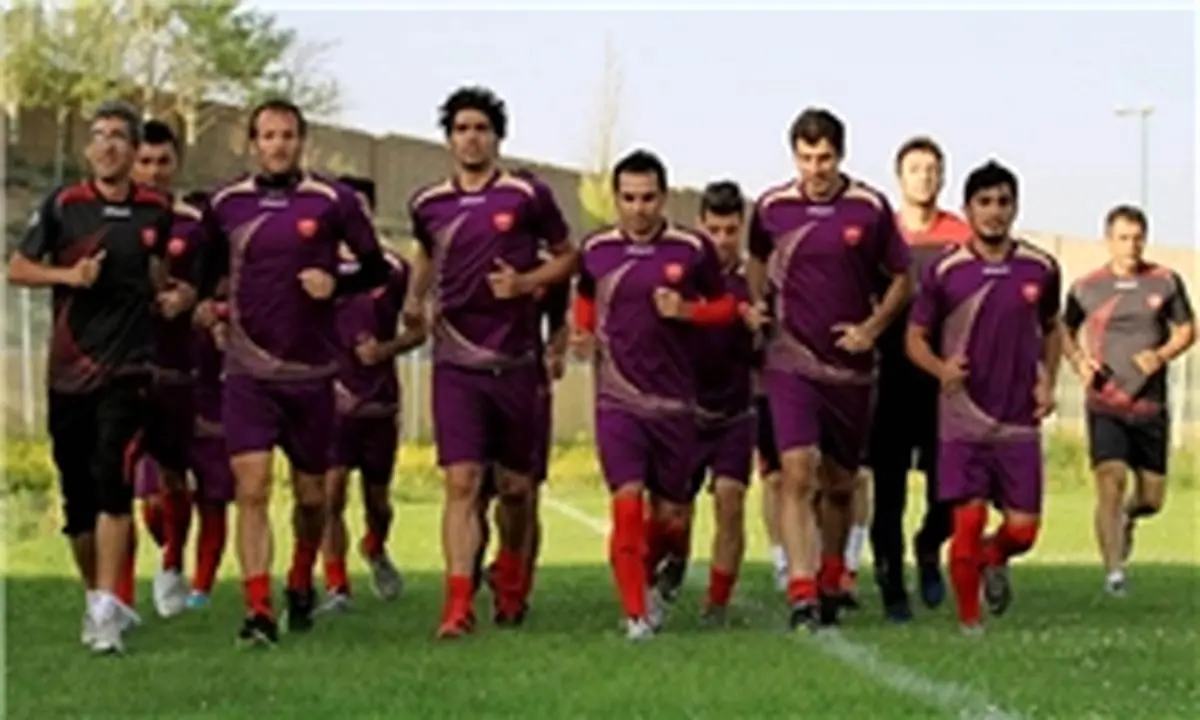 پرسپولیسی‌ها تمرین والیبال کردند