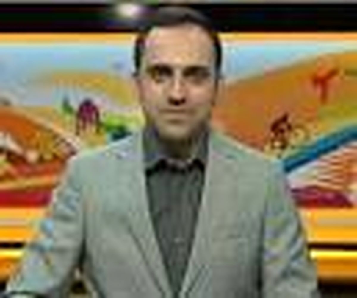 حامد غفاری به همراه پسرش