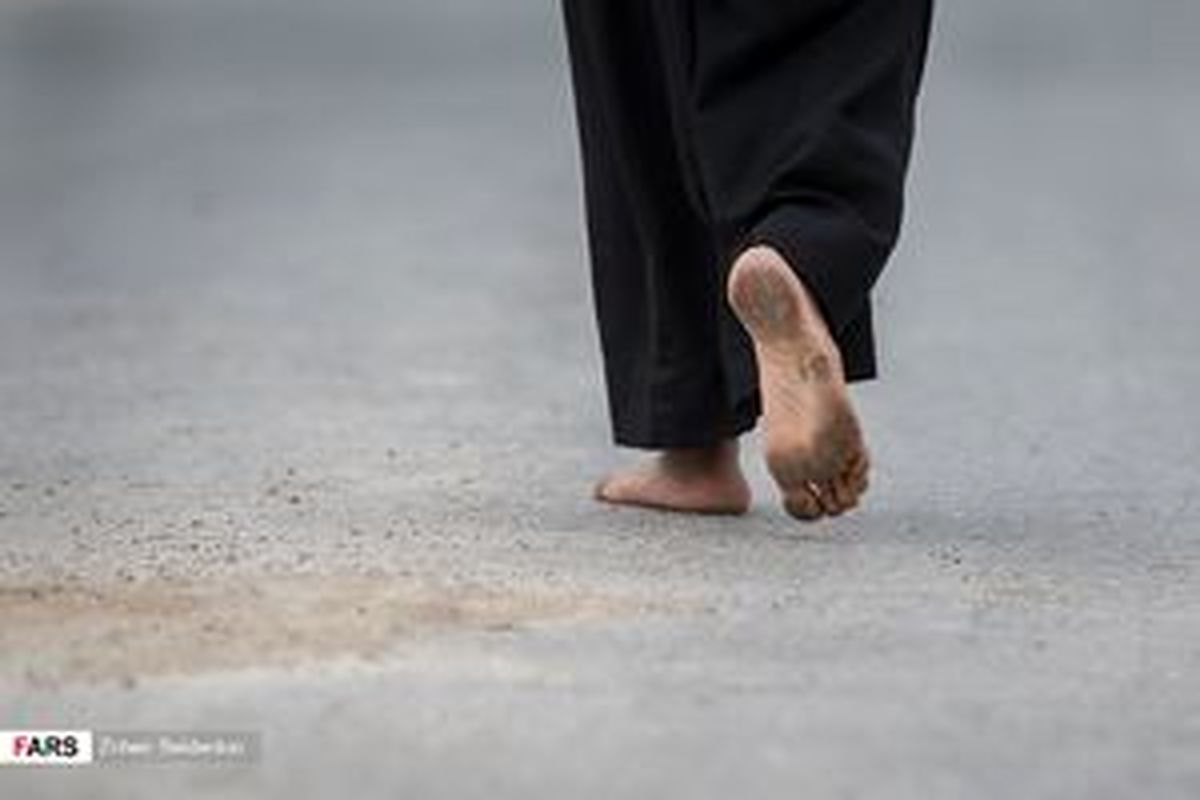 پیاده‌روی اربعین؛ از جابر بن عبدالله تا مصطفی خمینی
