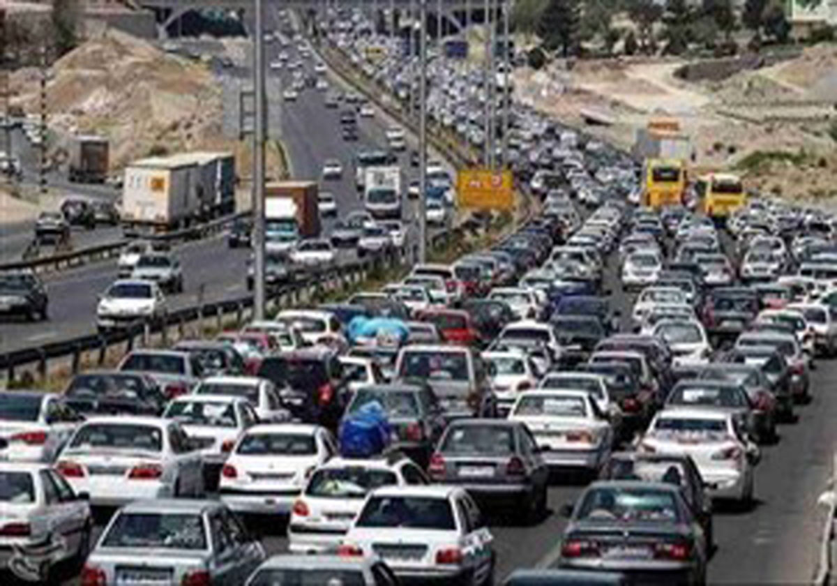  ترافیک در آزادراه کرج – تهران سنگین است