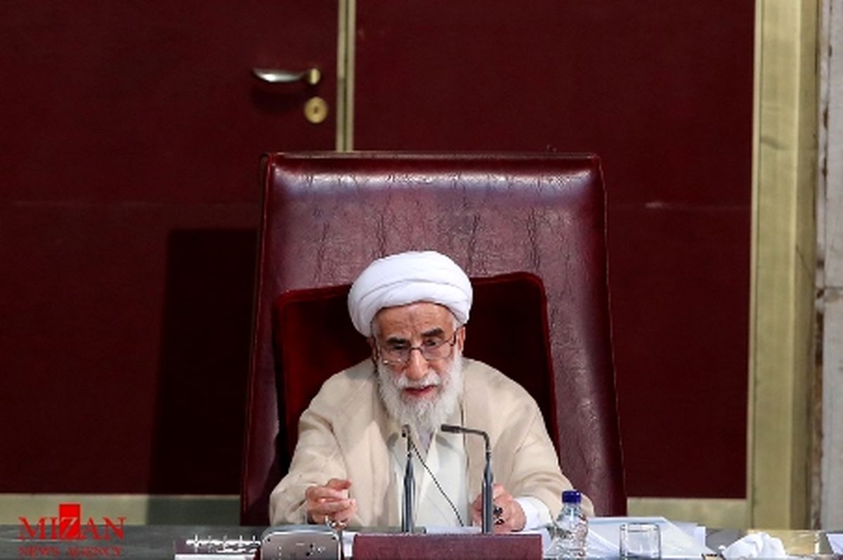 آیت الله جنتی:متأسفانه در برخى از پست‌هاى کشور فتنه‌گران حضور دارند