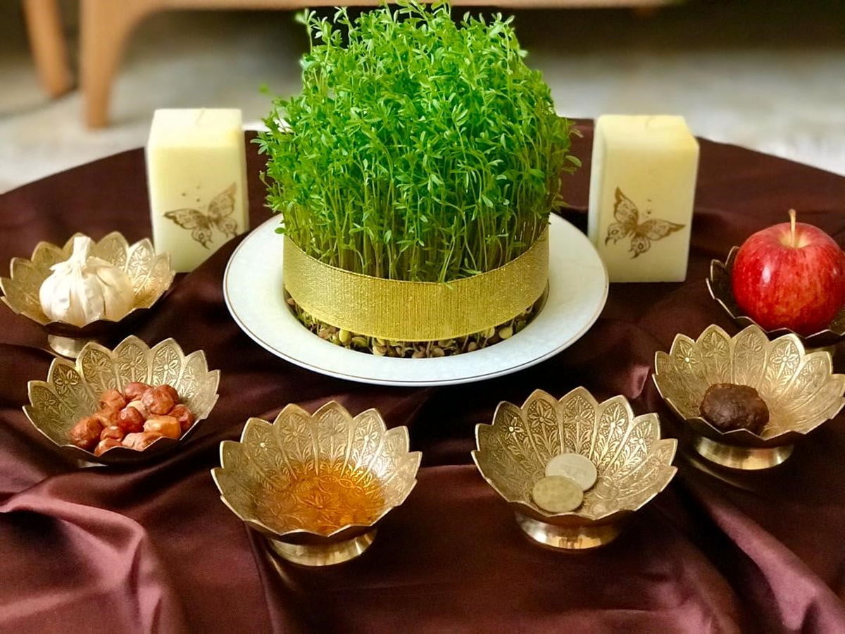 هفت‌سین متفاوت سال ۱۴۰۰/ کاریکاتور