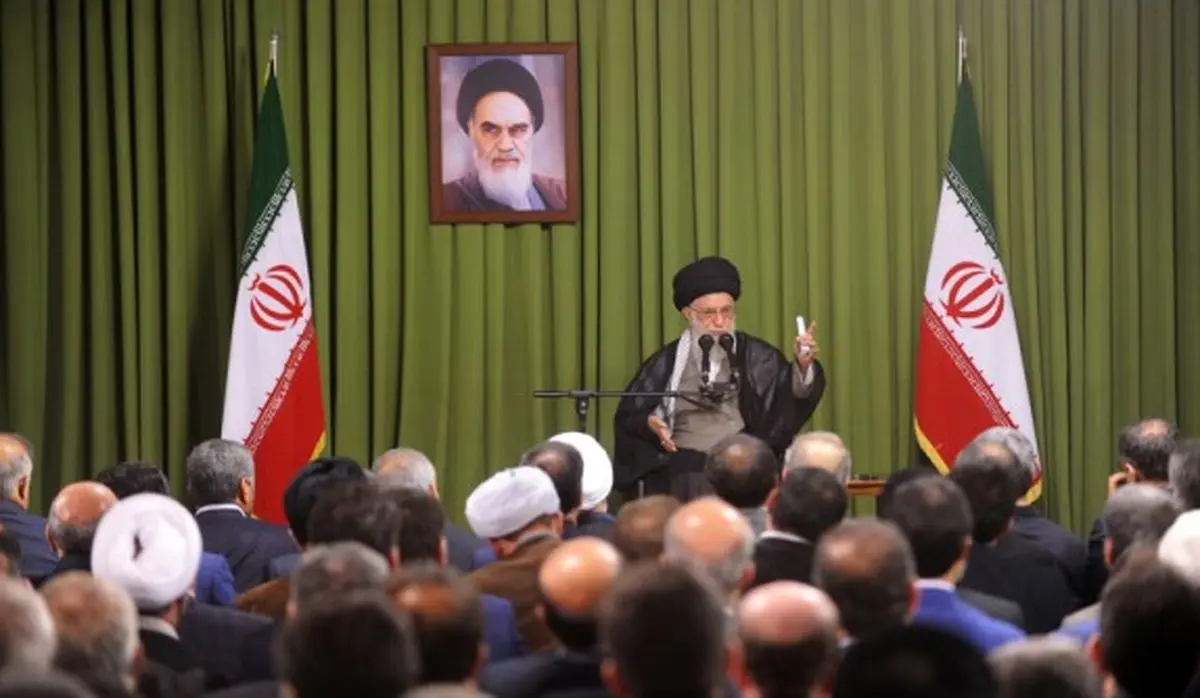 رهبر انقلاب: شرمندگی‌ام از اینکه جوانی بیکار با دست خالی به خانه می‌رود کمتر از خود او نیست