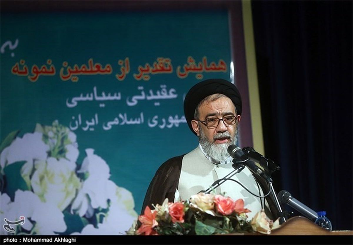 برقراری موازنه قدرت منطقه‌ای در برابر قدرتهای بیگانه از دستاوردهای نیروی دریایی