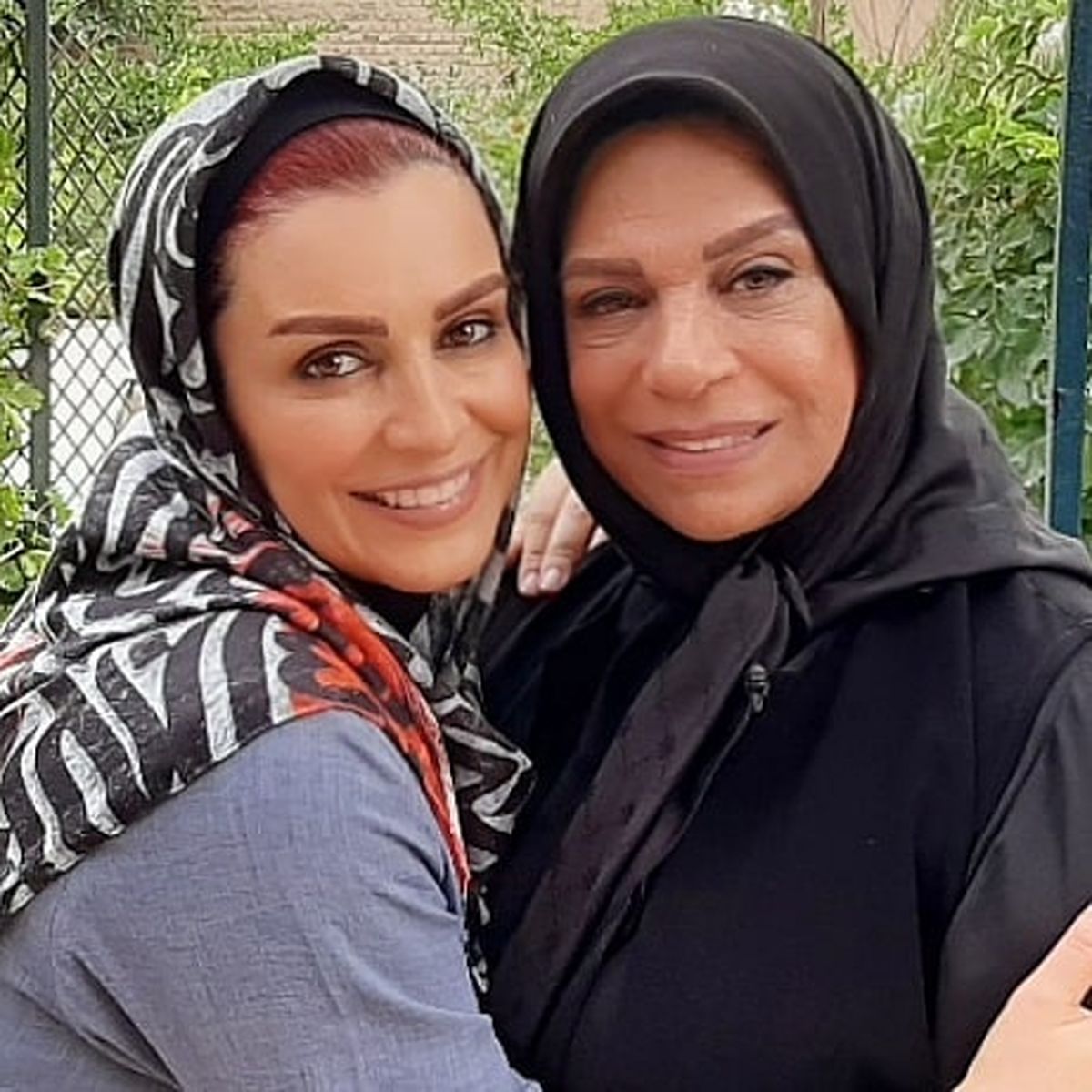 ماهچهره خلیلی در کنار جان جانانش+عکس