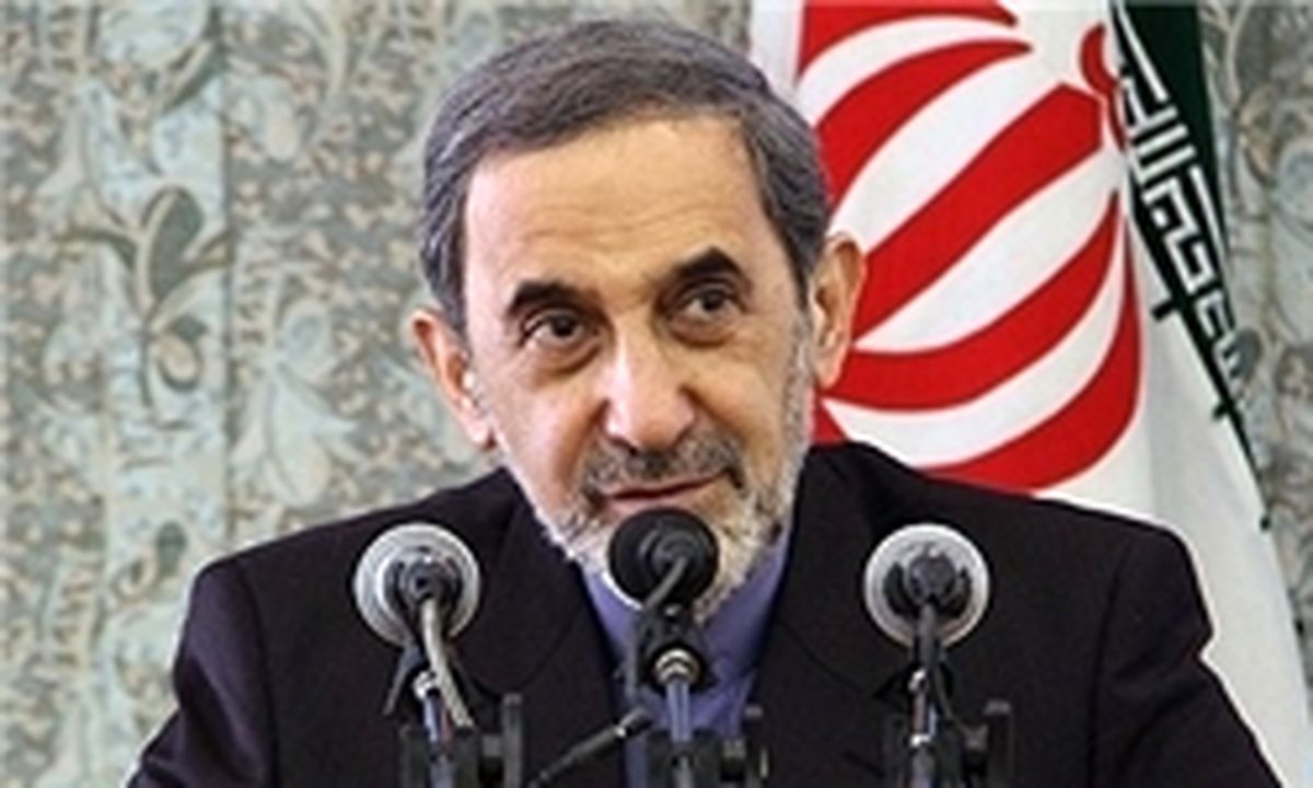 ولایتی: اگر تخریبم کنند، پاسخ نمی‌دهم