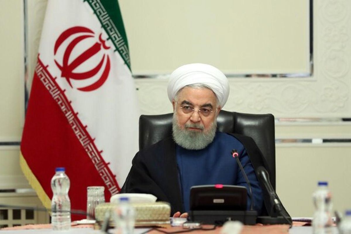 اینکه گفته می شود دولت رشد اقتصادی مثبت نداشته غلط است/حواسمان باشد در زمین دشمن بازی نکنیم
