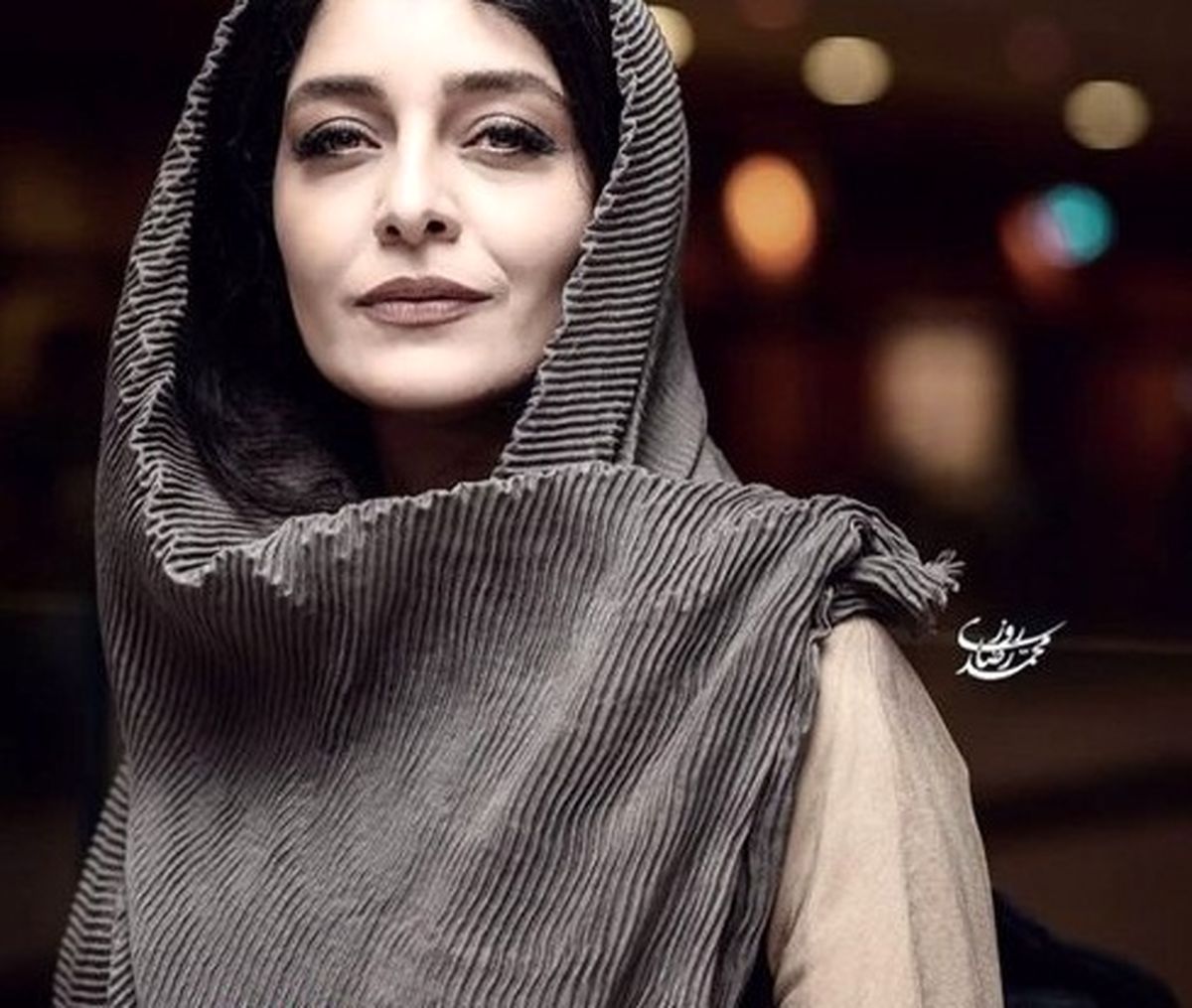 ظاهر رنگ پریده ساره بیات در اکران خصوصی+عکس