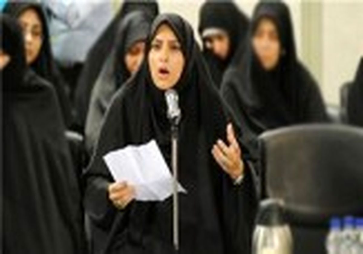 برگزیدگان جشنواره شعر انقلاب معرفی شدند