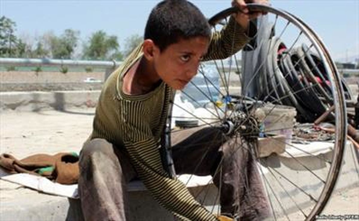 خداحافظی‌ با والدین بدسرپرست