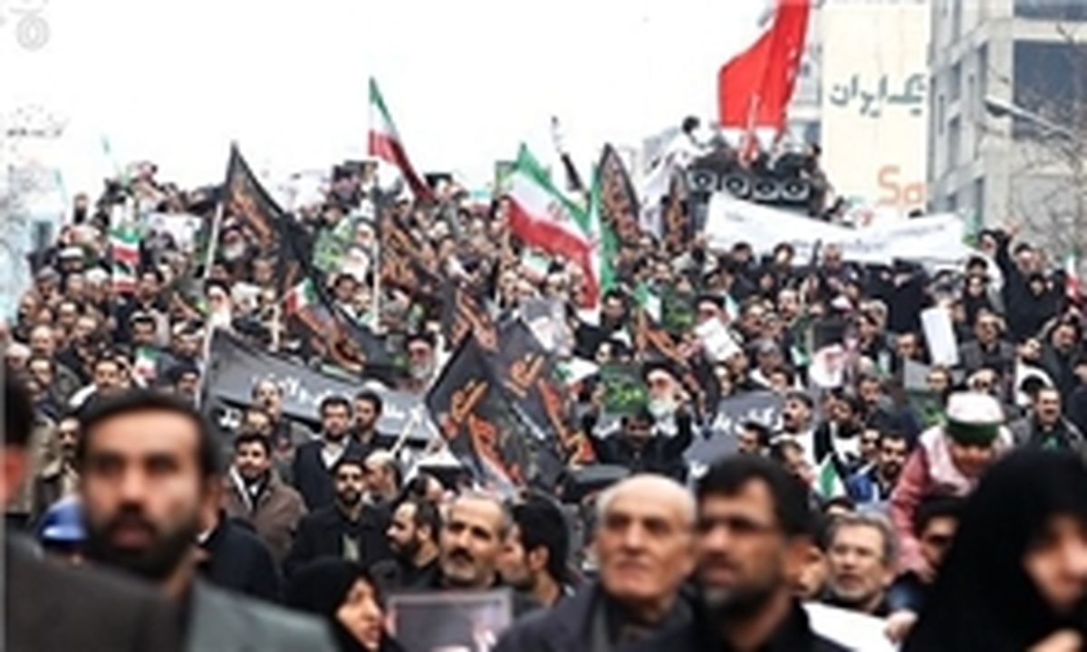 حماسه ۹دی تکرار عاشورای حسینی در پهنه کربلای ایران بود