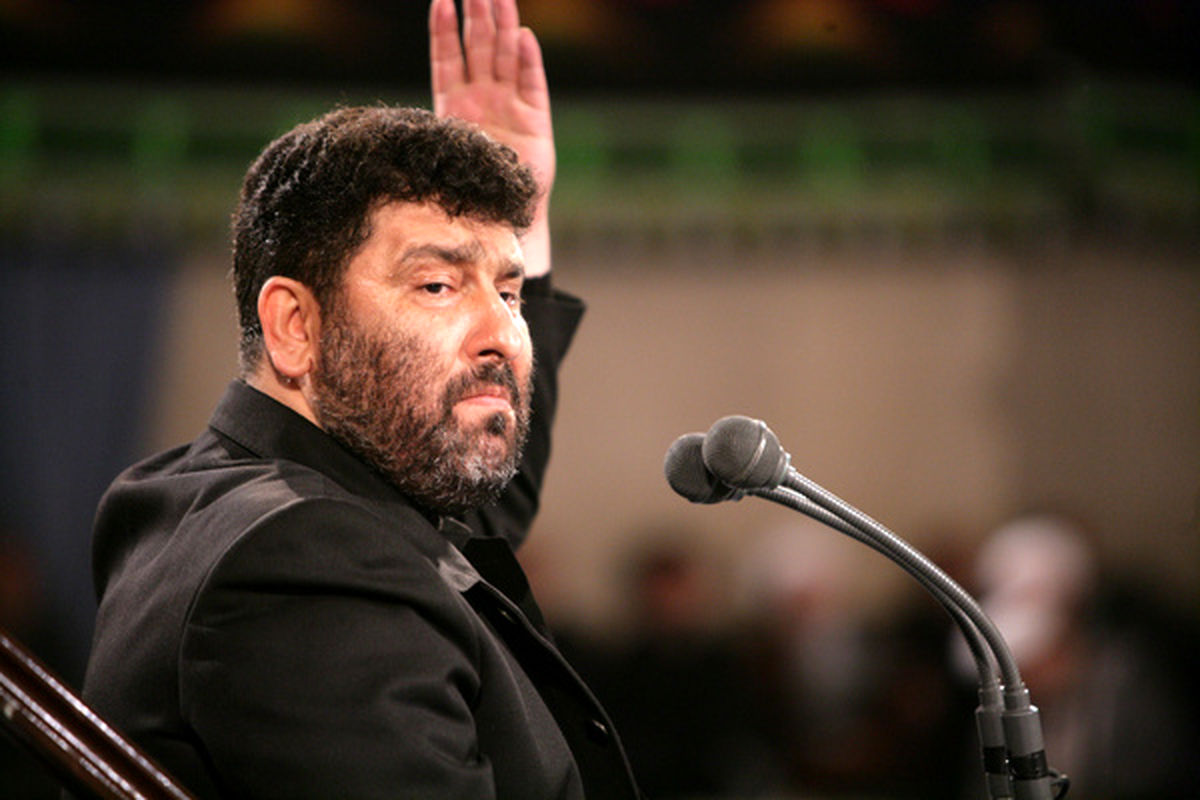 مداح مشهور بستری شد