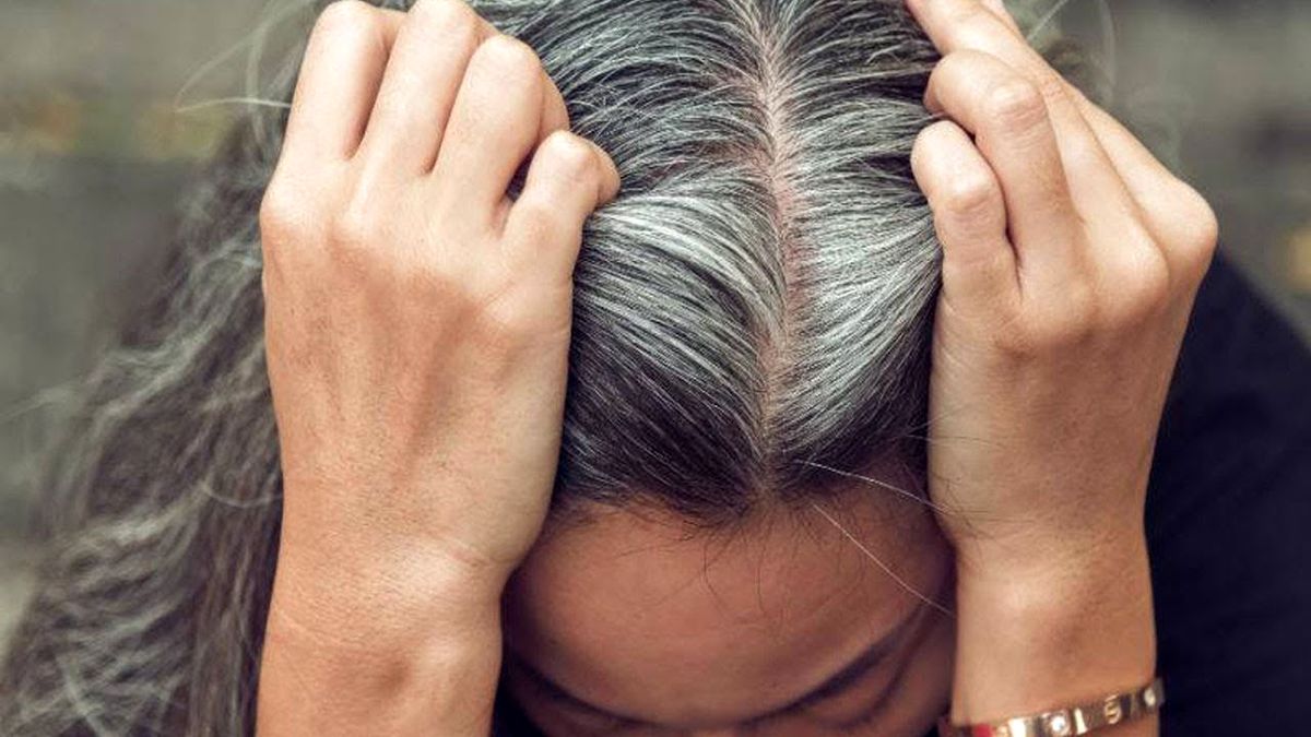 حدیث پیامبر در مورد کندن موی سفید | آیا کندن موی سفید حرام است ؟ 