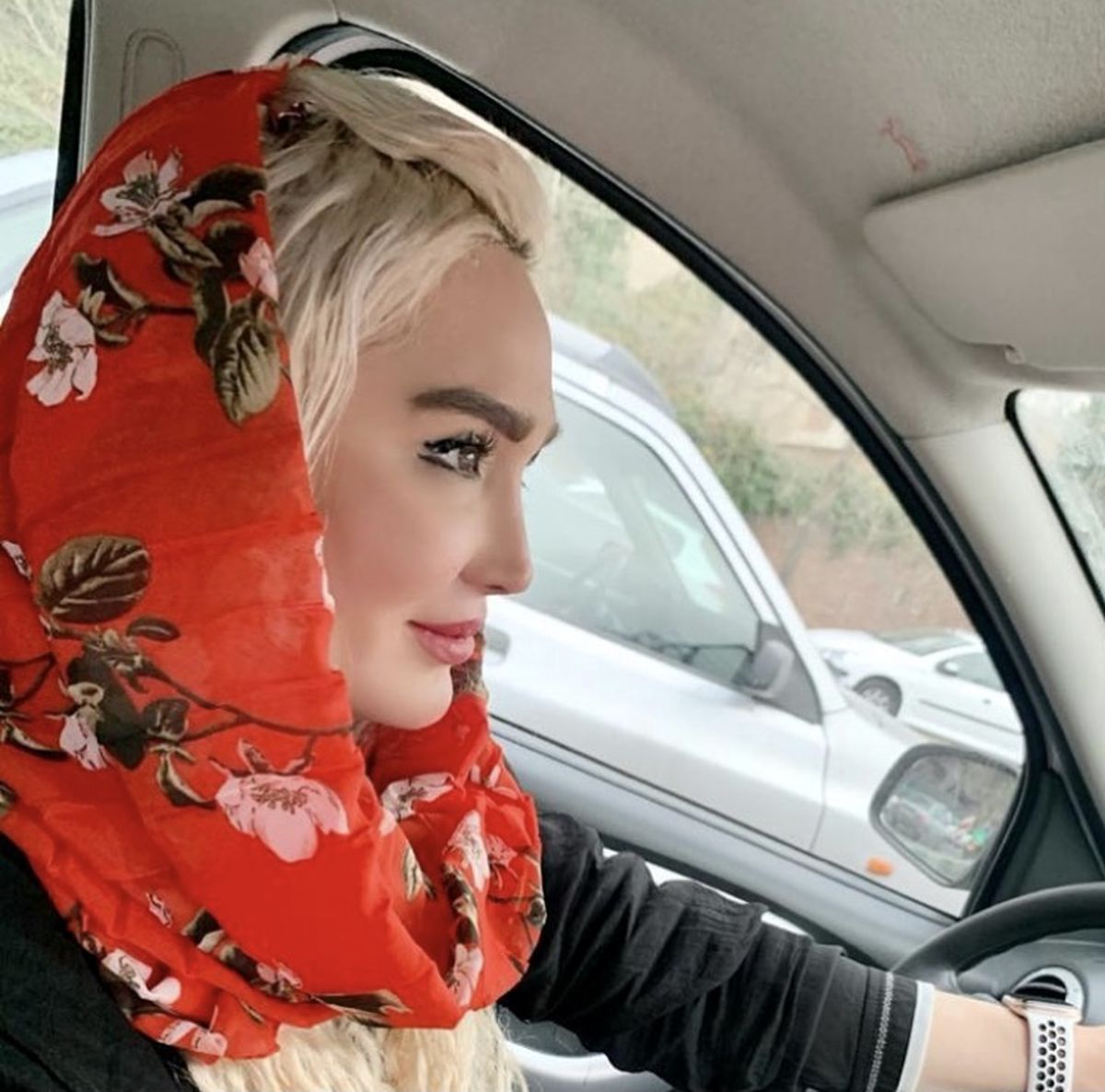 ماشین شخصی زهره فکورر صبور چیست + عکس