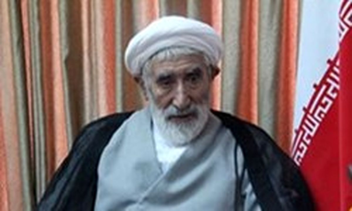 پیکر حجت‌الاسلام احمد احمدی در قم تشییع شد