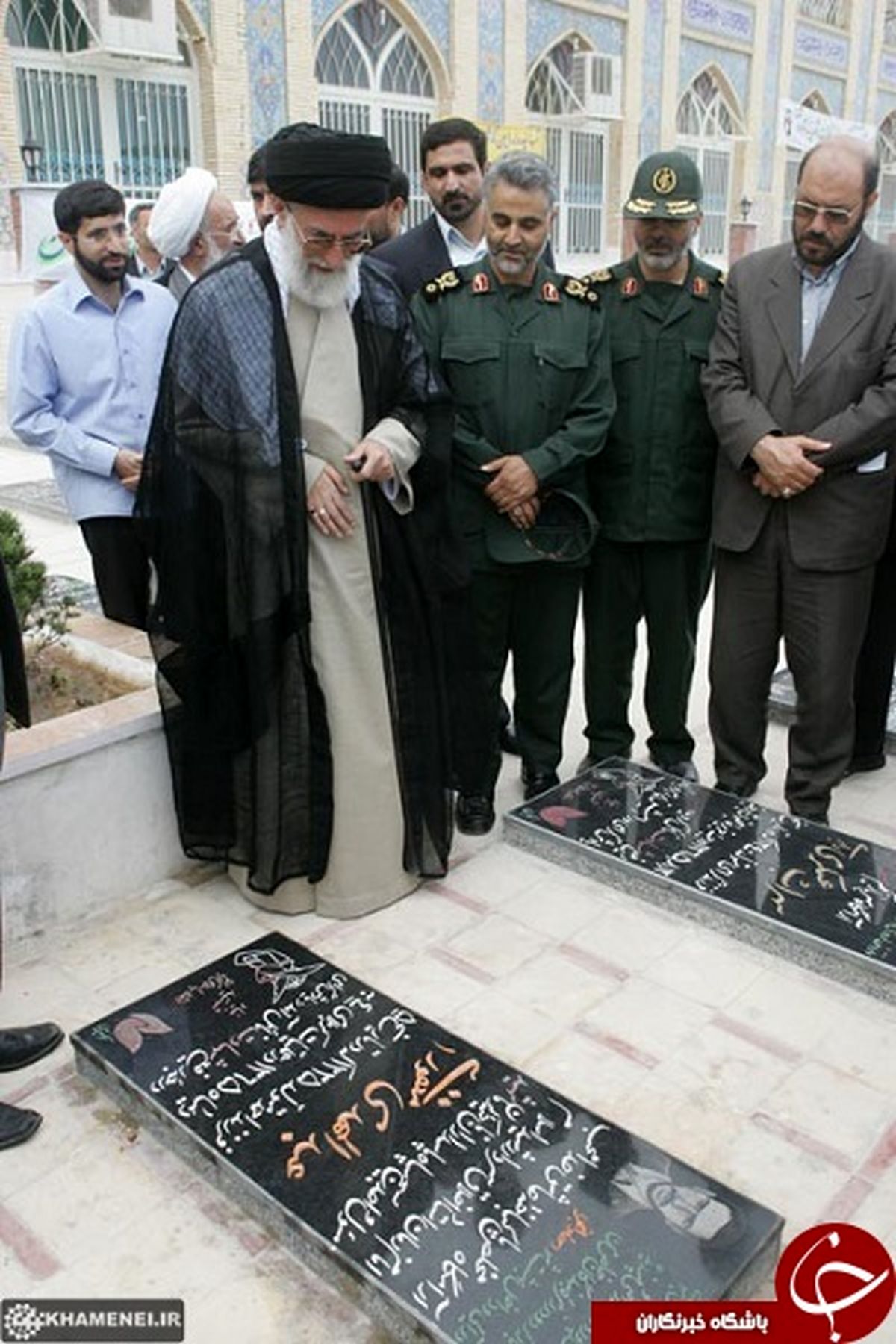  امام خامنه ای و سردار سلیمانی/تصاویر