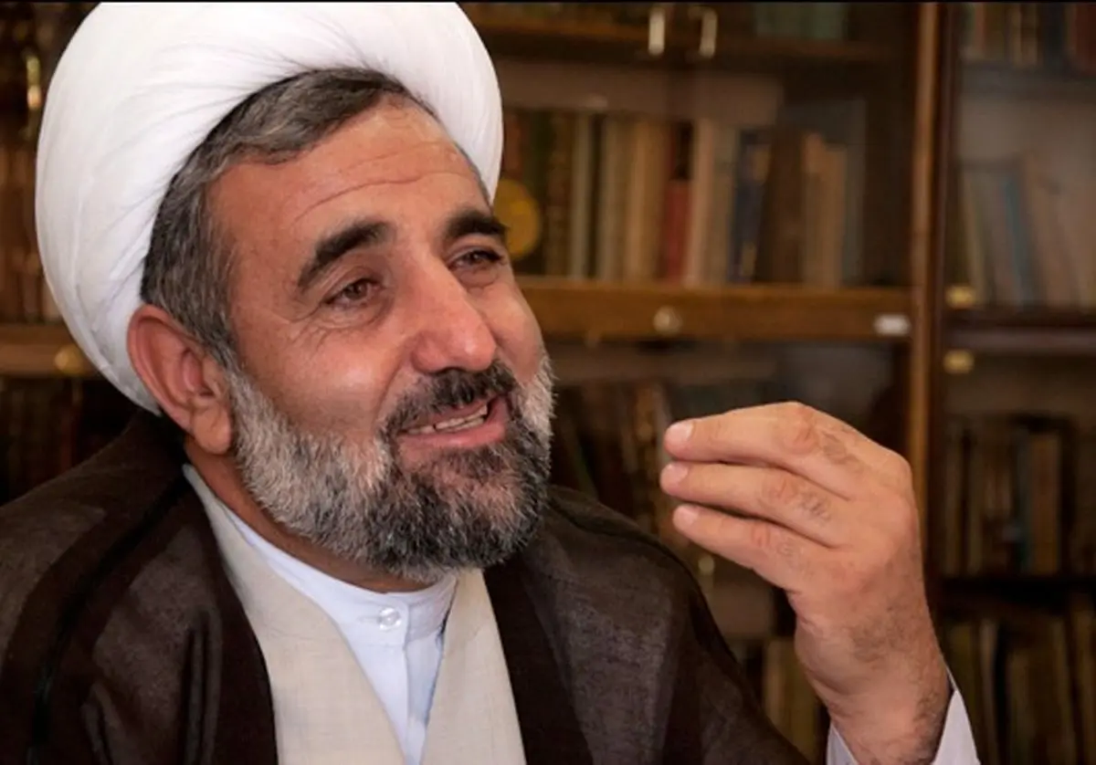 دست فتنه گران با نظام استکبار در یک کاسه است