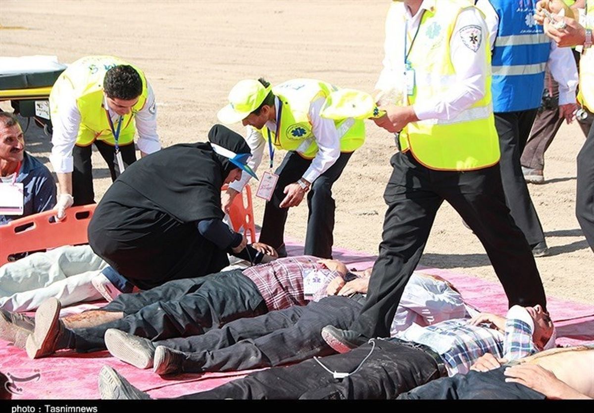 اصفهان| مانور پدافند شیمیایی در شهرک صنعتی رازی شهرضا اجرا شد