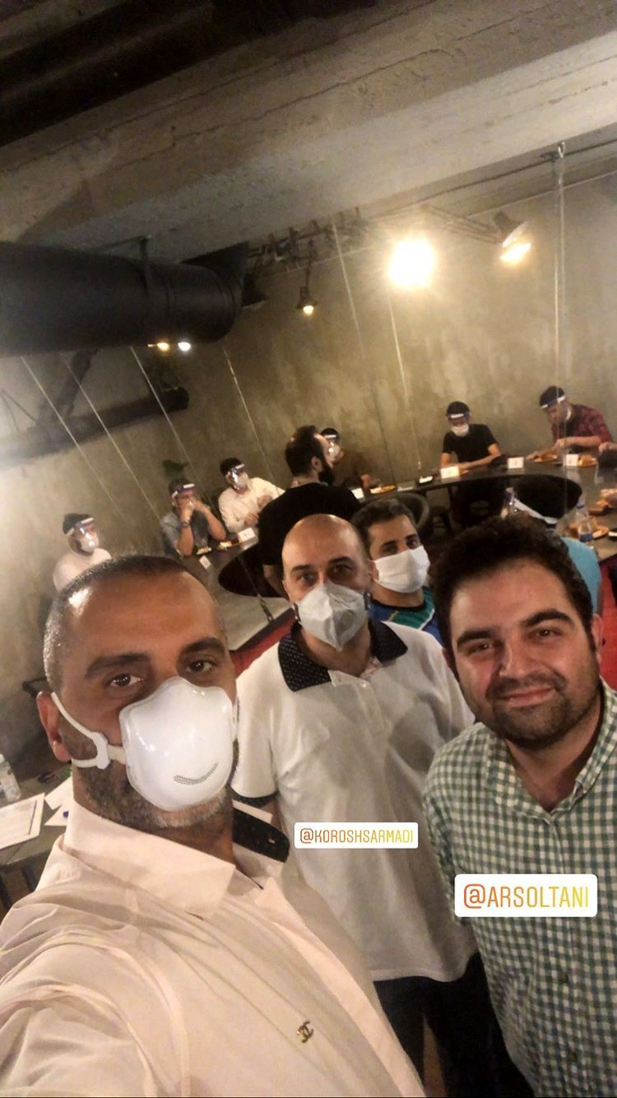 علیرام نورایی در جمع همکارانش + عکس