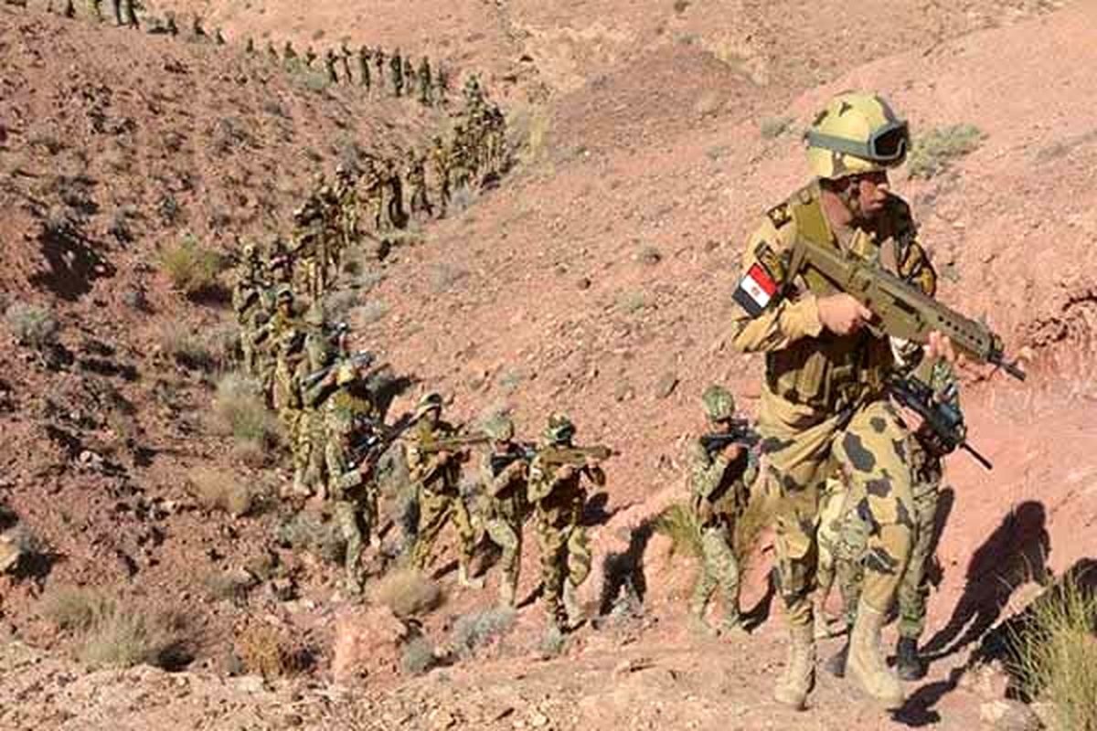 آغاز عملیات نظامی ارتش مصر 