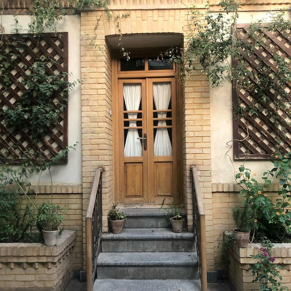 وقتی مژده لواسانی از دلتنگی هایش می گوید