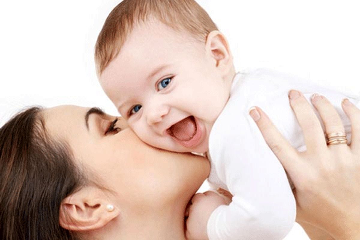 10 ماده غذایی برای افزایش شیر مادر