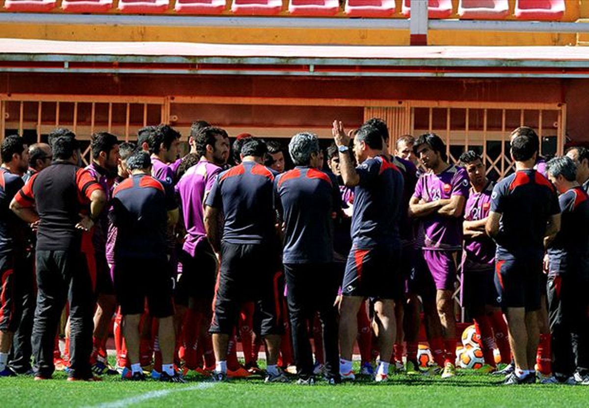 پرسپولیسی ها مربی تیم ملی را بیرون کردند!