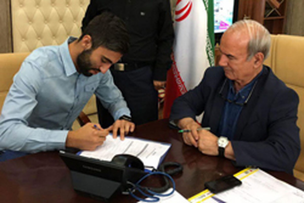 خرید استقلال بیخود بزرگ شد